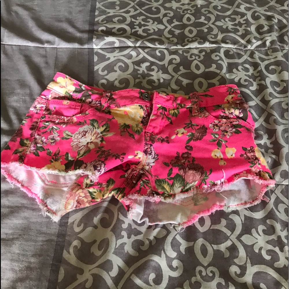 Flower shorts